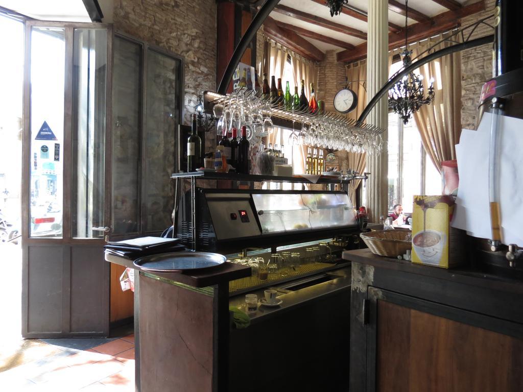 Hostal Nou Raval Barcelona Exterior photo